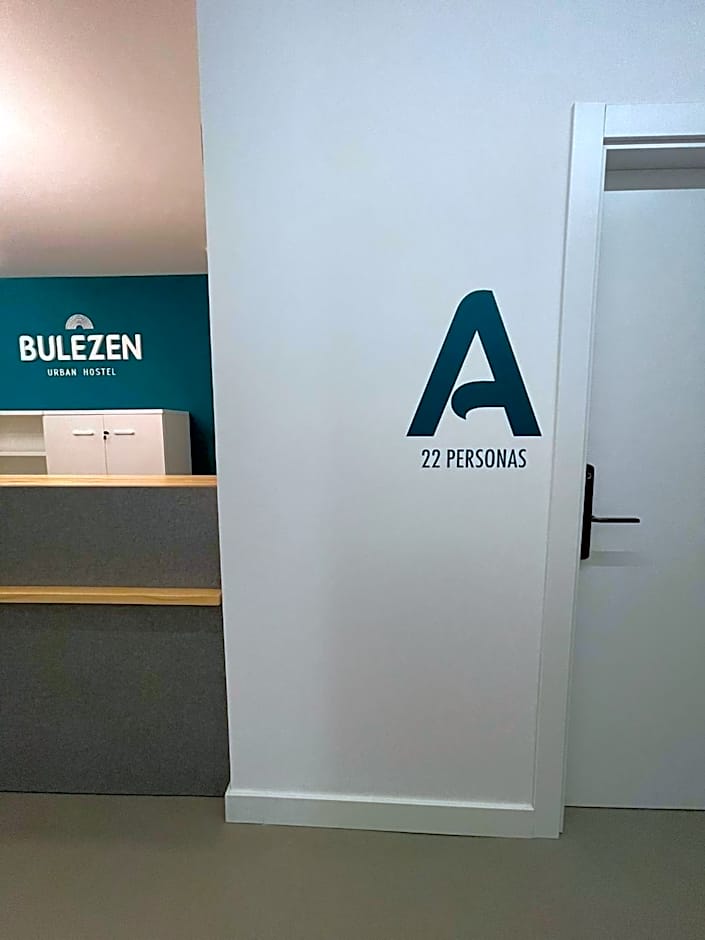 Bulezen Urban Hostel