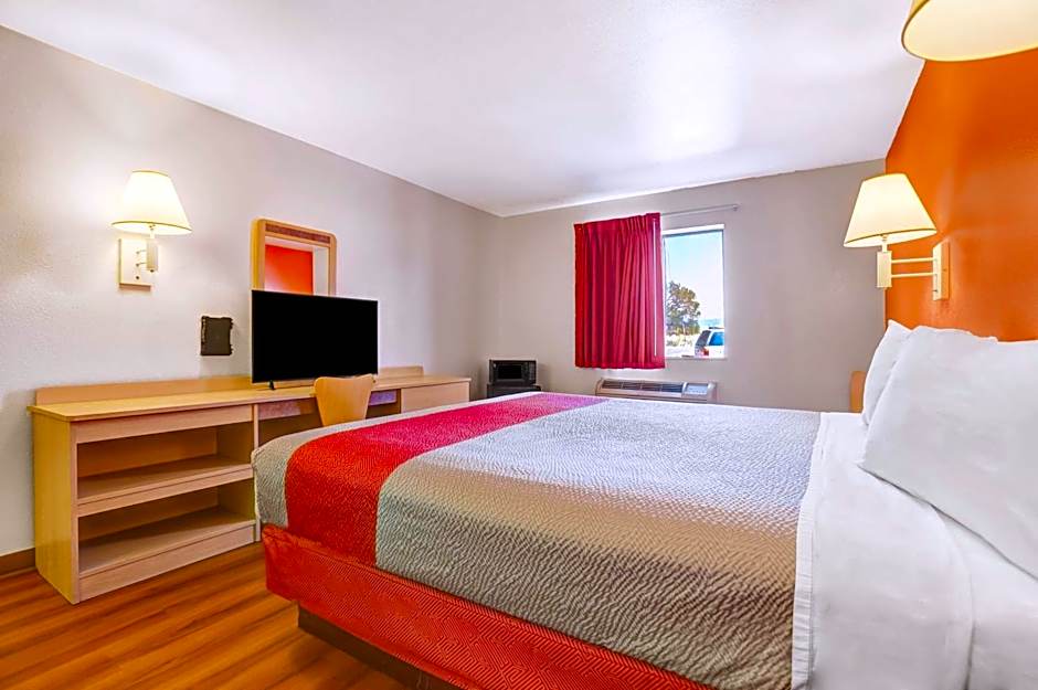 Motel 6-Espanola, NM