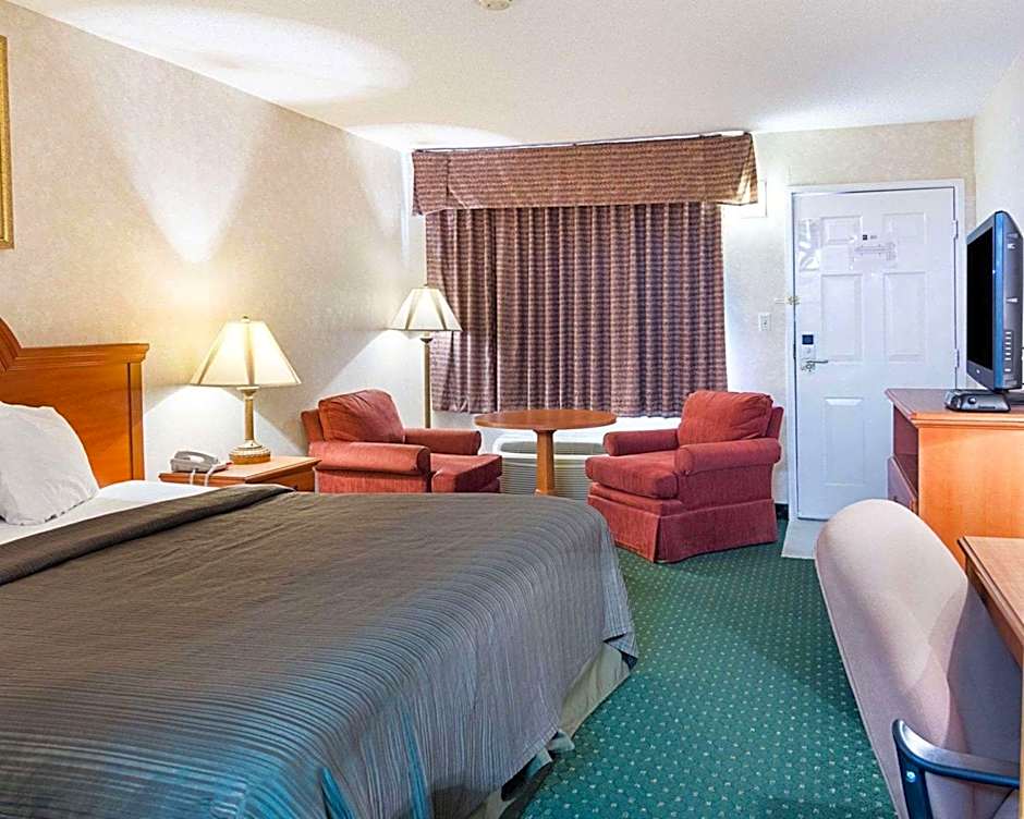 Quality Inn Petersburg Near Fort Gregg-Adams