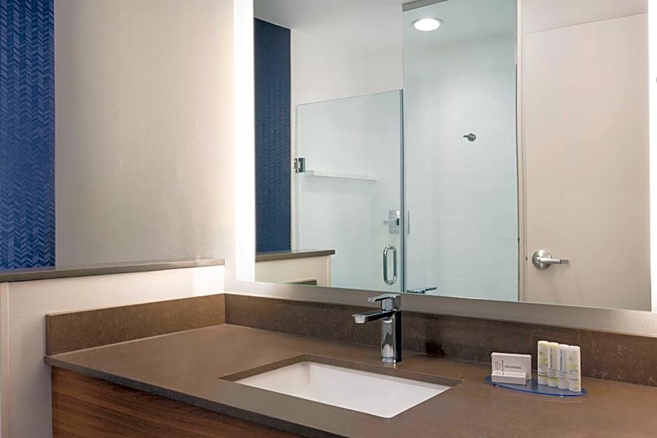 Fairfield Inn & Suites by Marriott Boulder Longmont