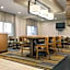 Dubuque Inn and Suites