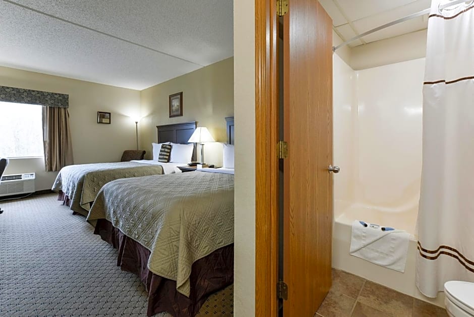 Grand View Inn & Suites