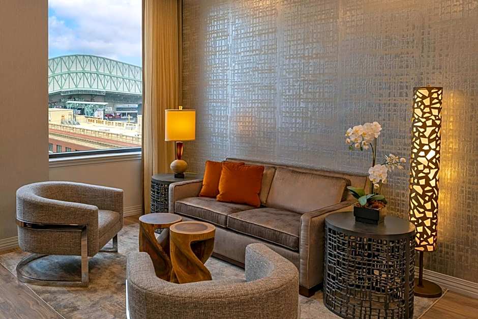 Westin Houston Downtown