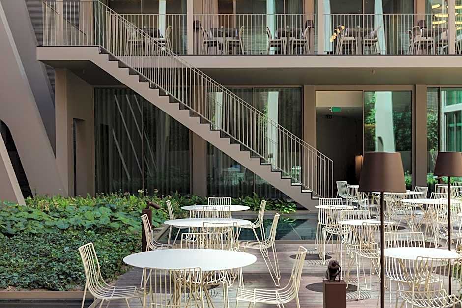 Lumen Hotel & The Lisbon Light Show