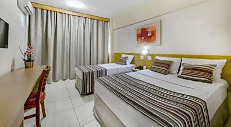 Twin Executive Double Bed + 1 Single Bed