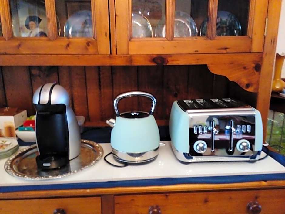 York's Lookout Lodge Bed And Breakfast