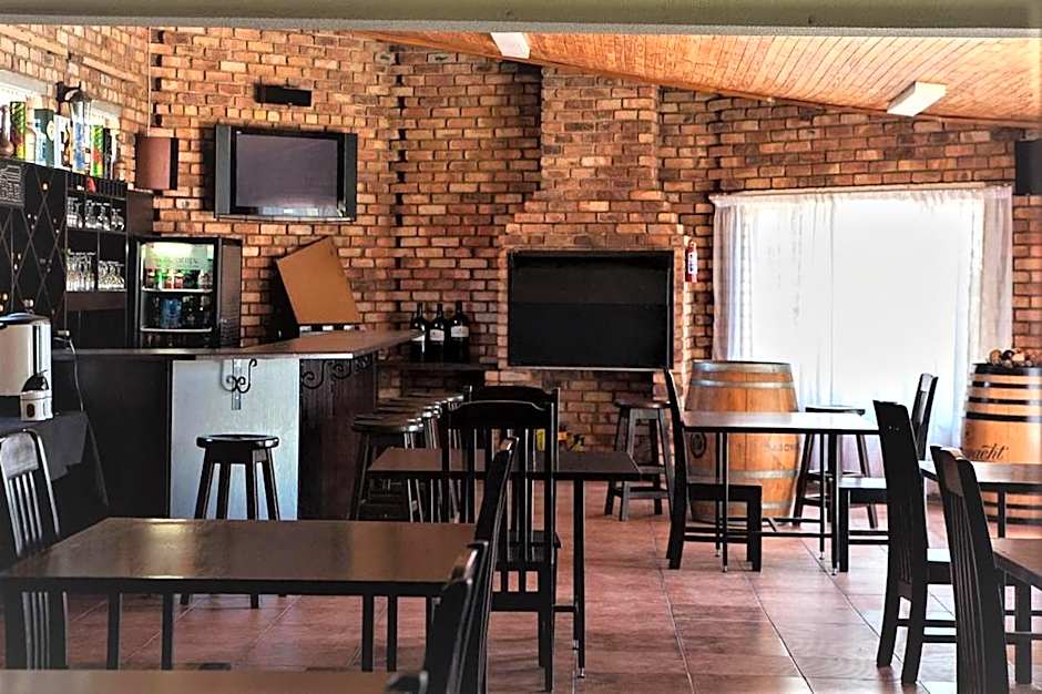 The Lazy Grape Guest Lodge & Spa