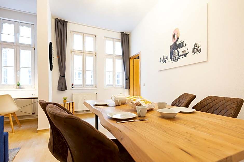 Apartments an der Oper - Innenstadt - Zentral - Küche - Wifi - Powered by Ko-Living