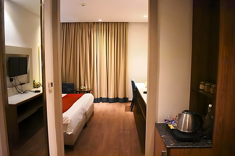 Lemonwood Suites By F9 Hotels