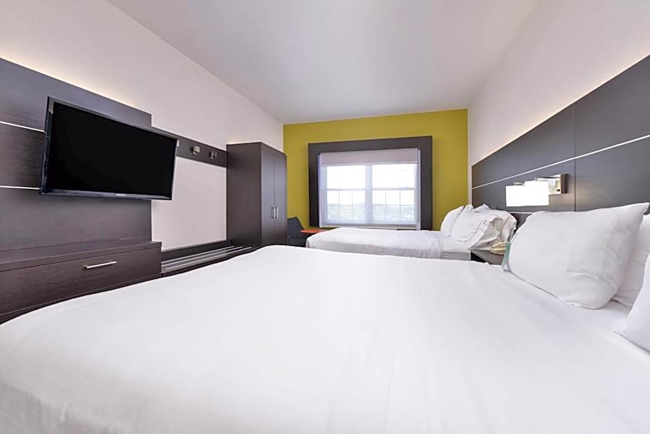 Holiday Inn Express Mystic By IHG