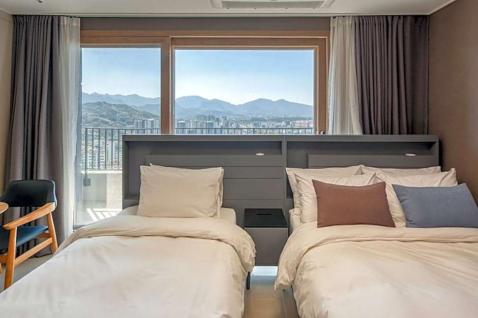 The BlueMark Hotel Sokcho