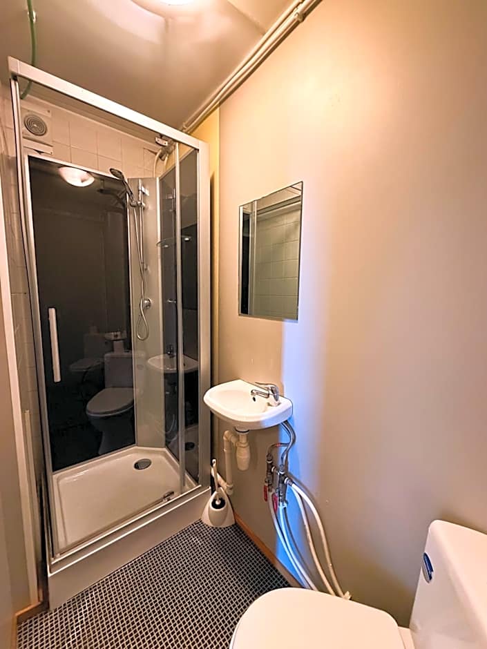 Sadama Hostel & Caravan Camping