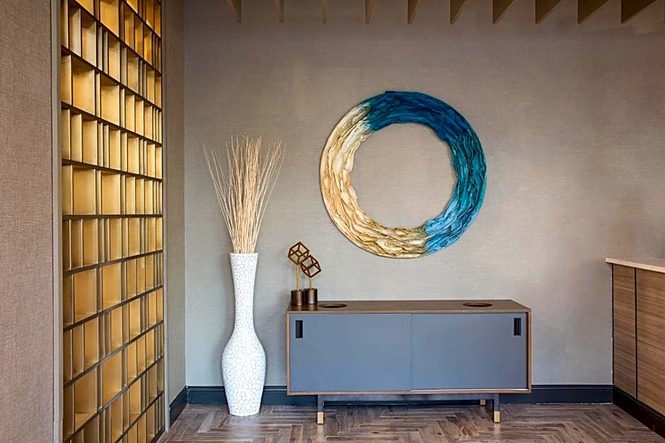 Sheraton Suites Columbus Worthington