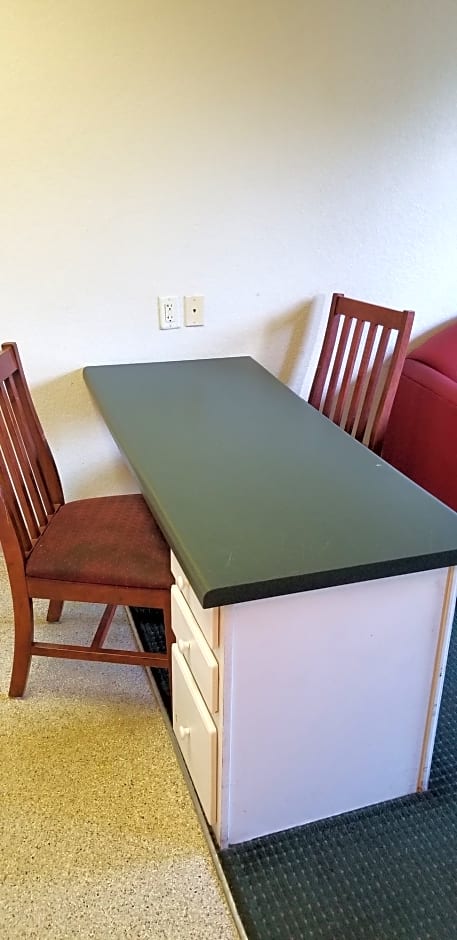 InTown Suites Fort Myers