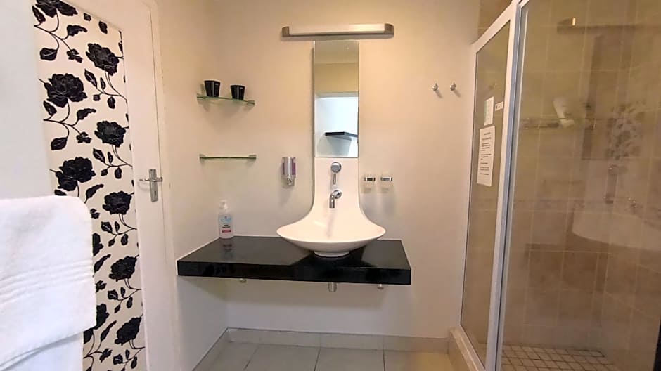 Alba House Guest House