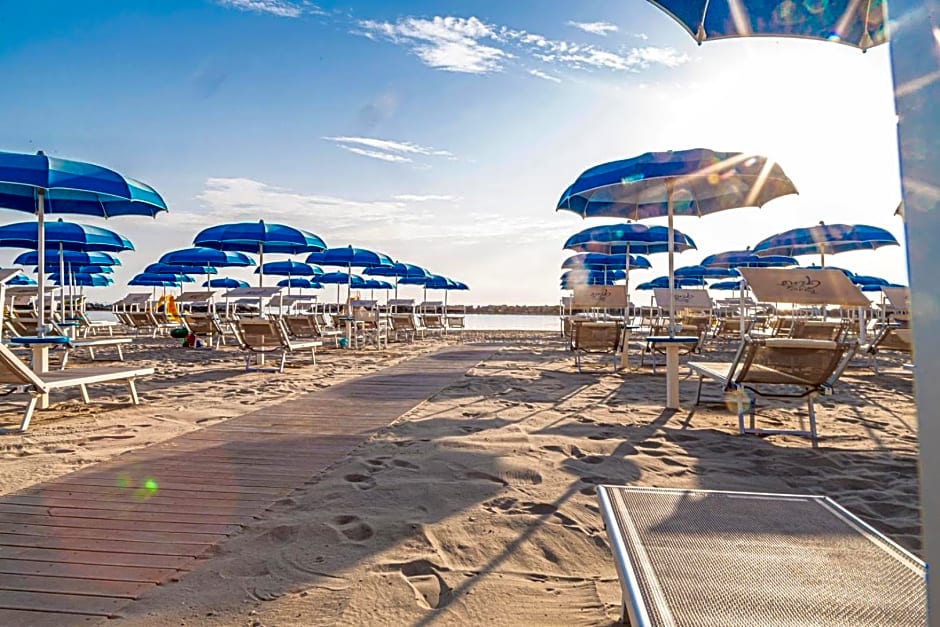 Hotel Cola Frontemare