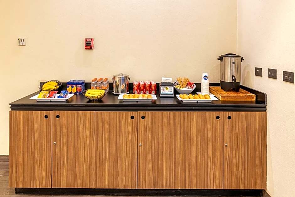 City Express by Marriott Ciudad del Carmen