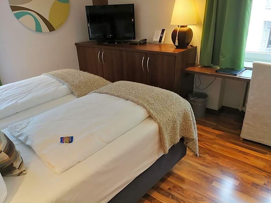 Hotel Allegro