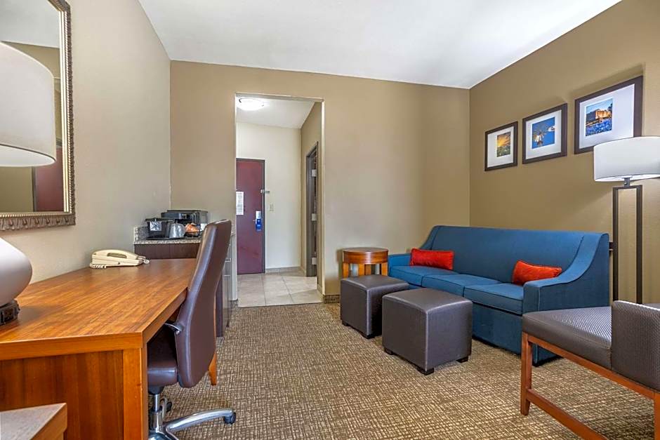 Comfort Suites Spring