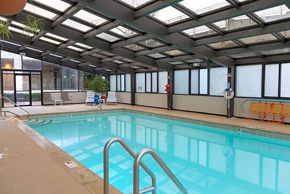 Capital Plaza Hotel