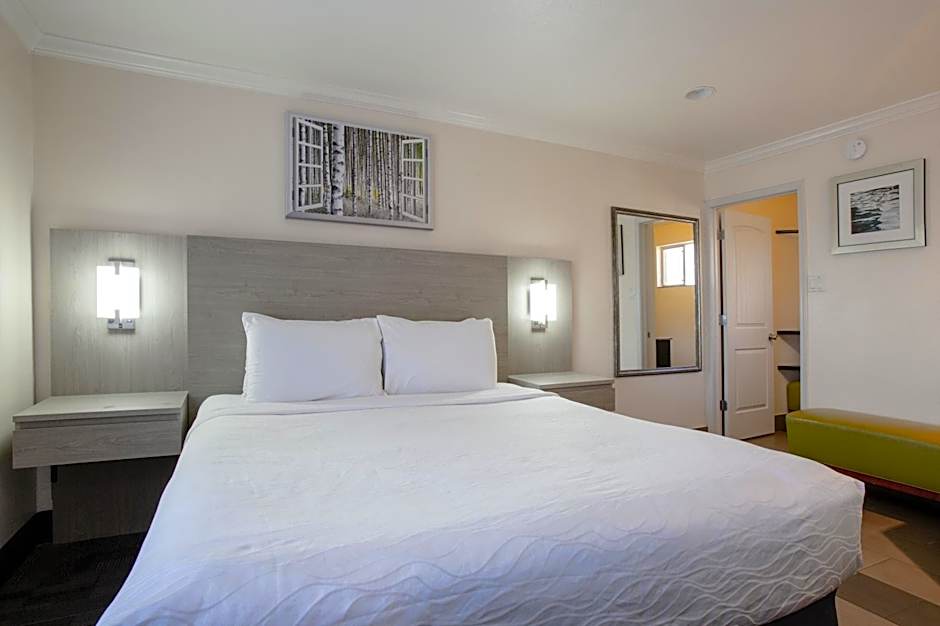 Hotel Aspen Flagstaff/ Grand Canyon InnSuites