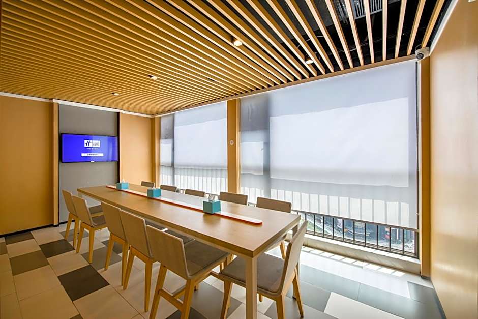 Holiday Inn Express Foshan Chancheng, an IHG hotel