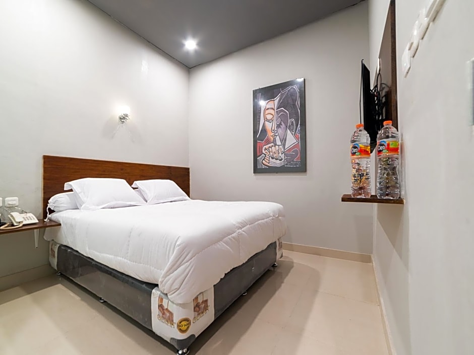 Glamour Hotel and Spa