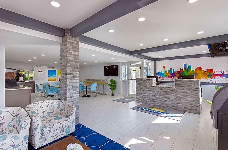 Days Inn by Wyndham Knoxville North