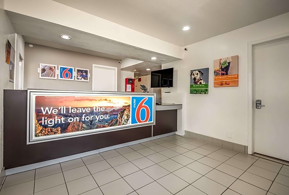 Motel 6-College Station, TX - Bryan