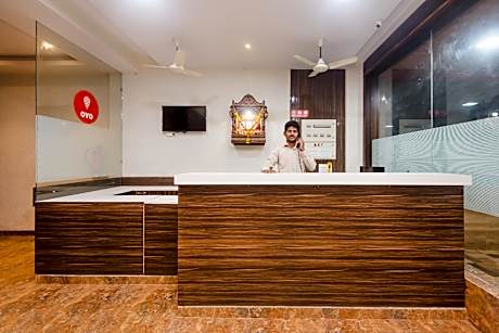 OYO 12894 Bunty Residency