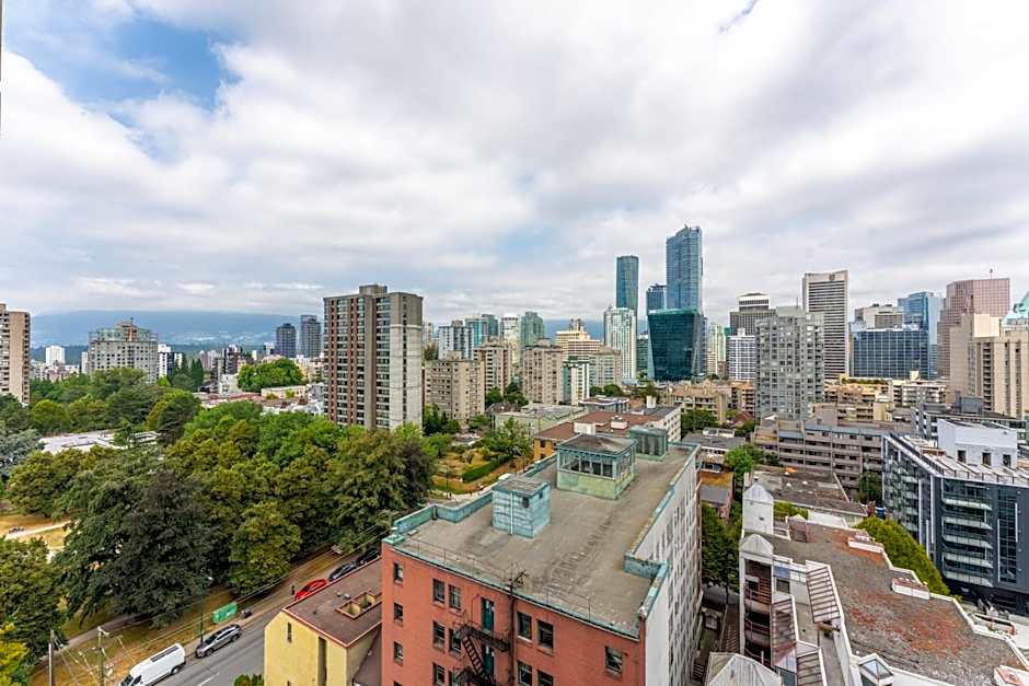 Stunning City View from Modern 2 Bedroom Downtown Apartment