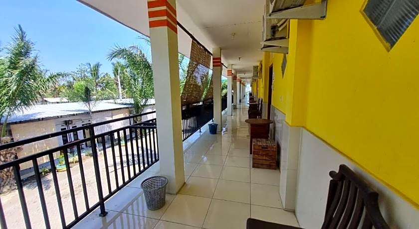 Hotel O New Asembagus 2