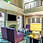 La Quinta Inn & Suites by Wyndham Raleigh Durham International Airport