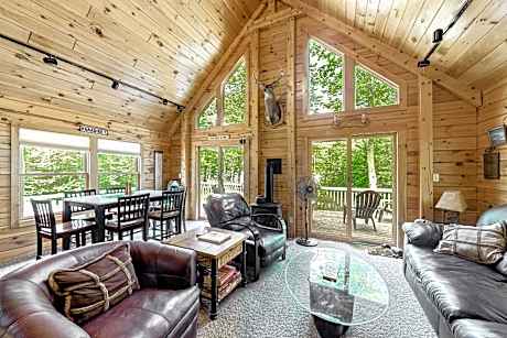 Lucky Lakefront Log Cabin