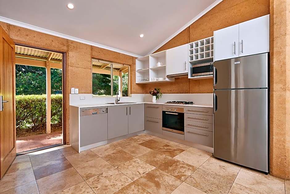 Eight Willows Retreat