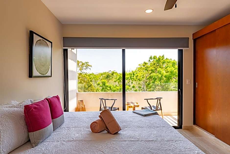 Luxury Apt Gym Jacuzzi WIFI Starlink