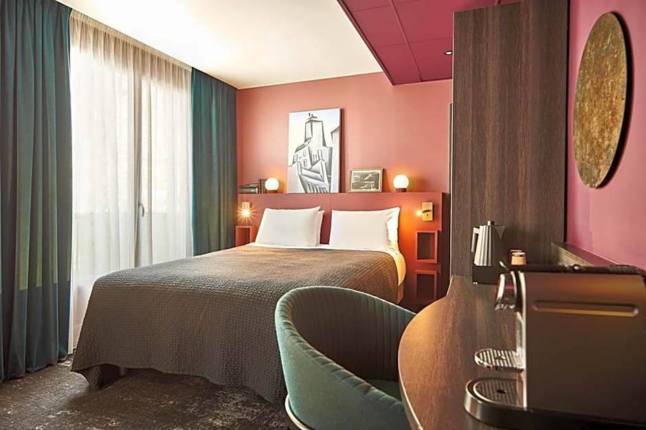 Mercure Paris Tour Eiffel Pont Mirabeau