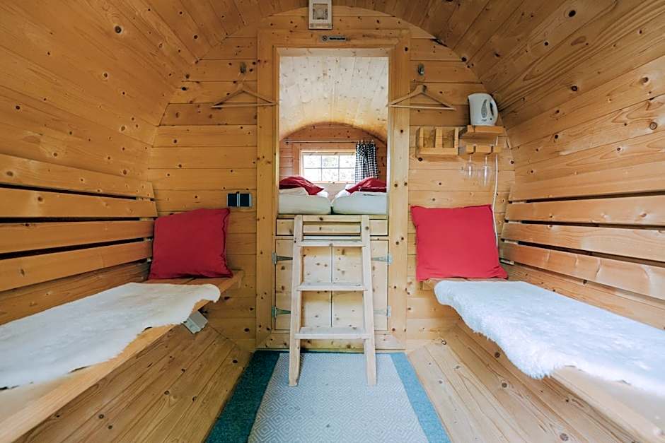 Schlaffass - Schlafen im Holzfass