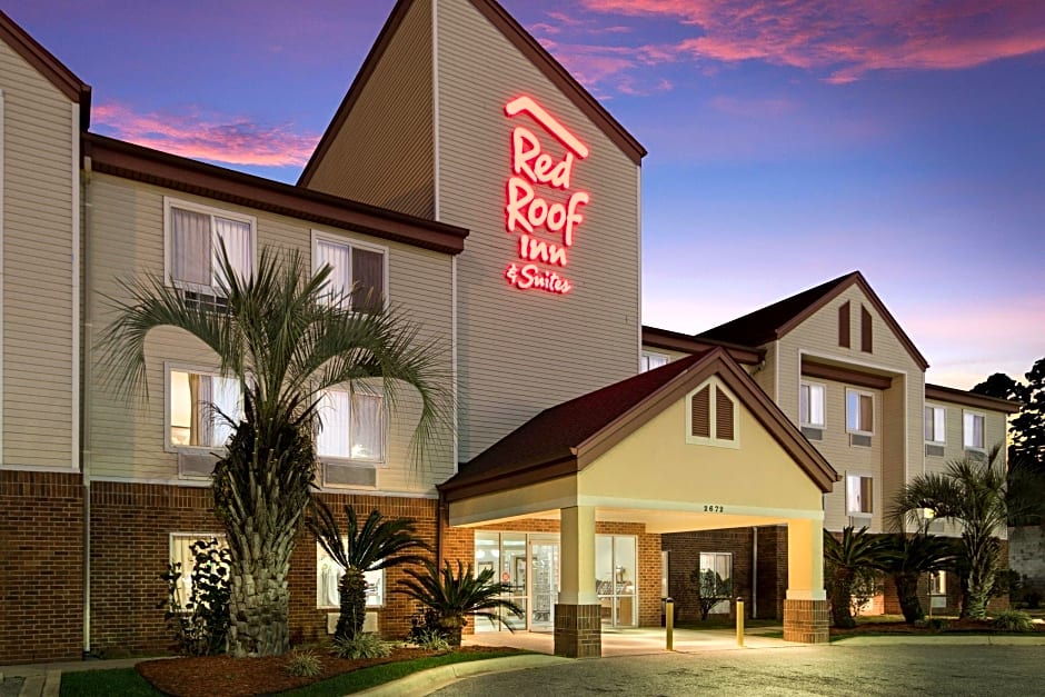 Red Roof Inn & Suites Pensacola East - Milton