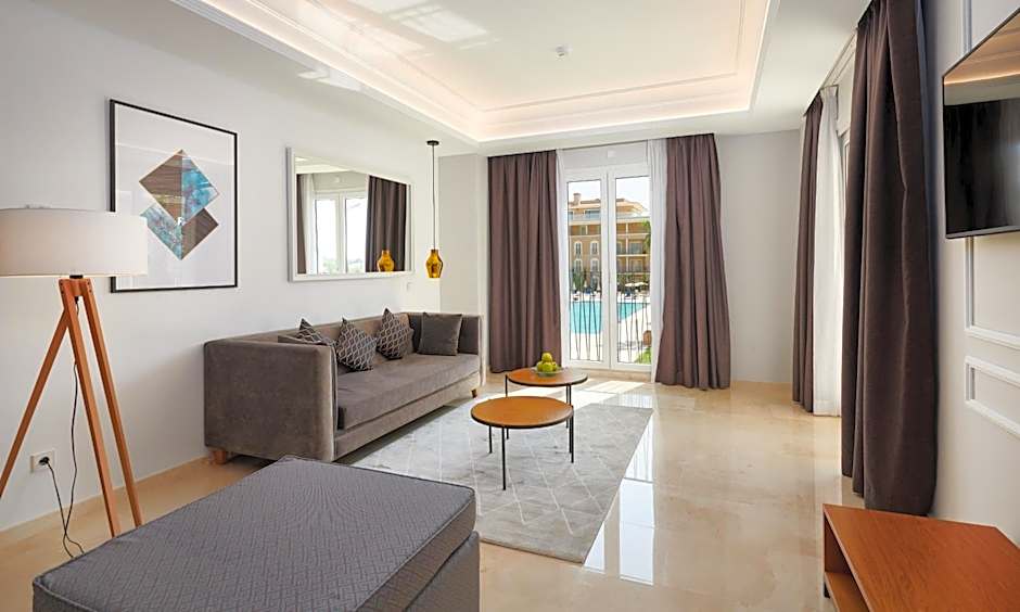 Grupotel Playa de Palma Suites & Spa