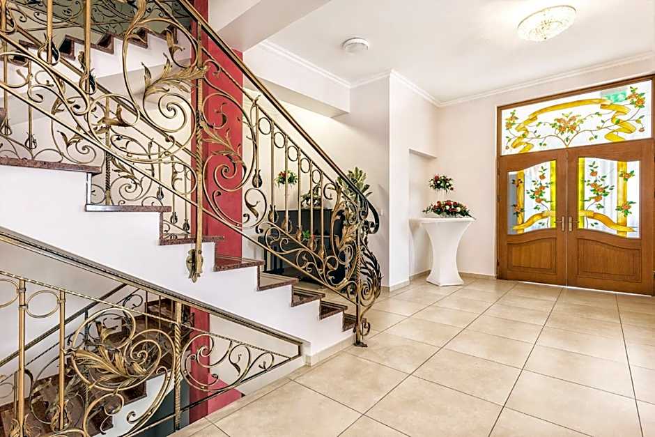 Leśna Perła - Restauracja i Pokoje Hotelowe