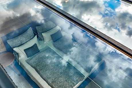 Two-Bedroom Chalet with private Spa and Butler Service