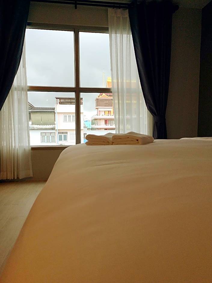 Get GuestHouse 2 (Sangsri 4)