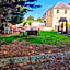 Wentworth House - Free Parking