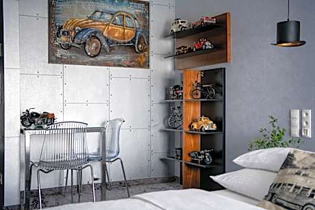 Black Standard Apartment