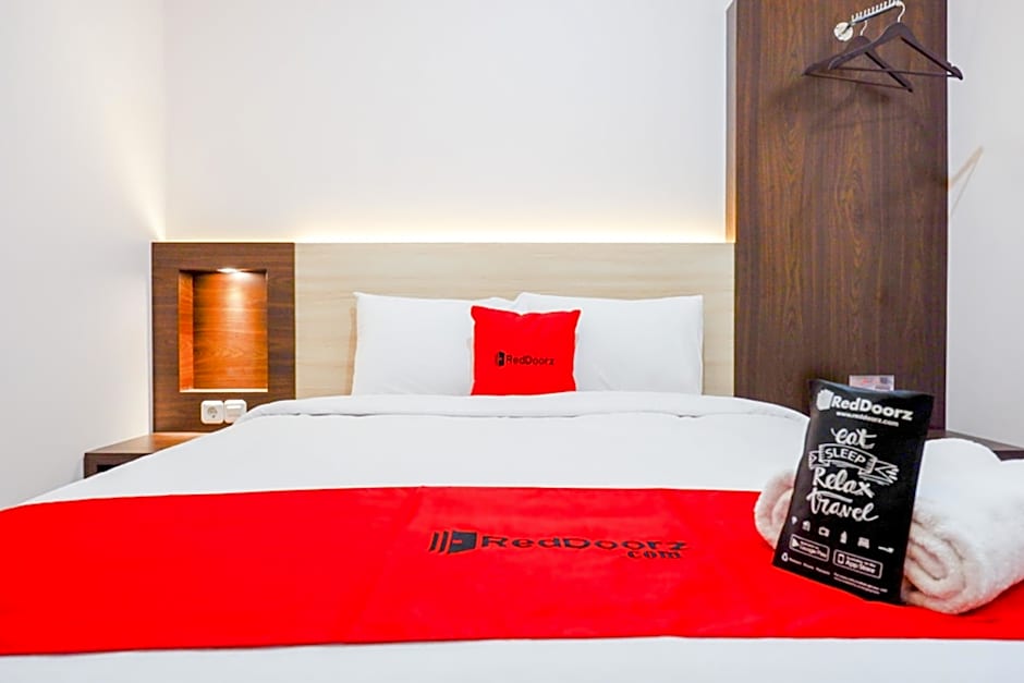 RedDoorz near Gejayan 3