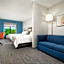 Holiday Inn Express Hotel & Suites Newport South By IHG