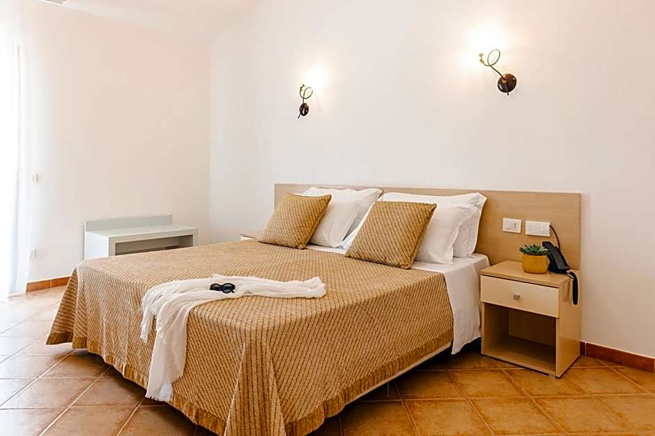 Delfino Beach - CDSHotels