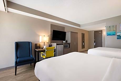 Queen Room with Two Queen Beds - Non-Smoking