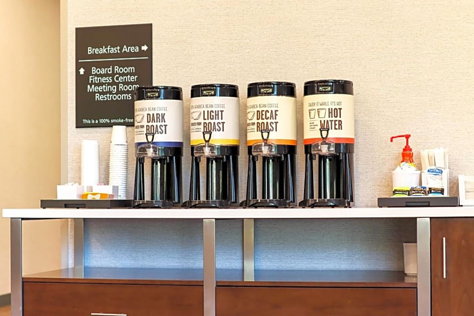 Hampton Inn Lead
